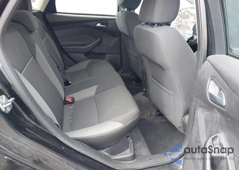 2013 Ford Focus Se z USA, uszkodzony, nr VIN 1FADP3K2XDL187268